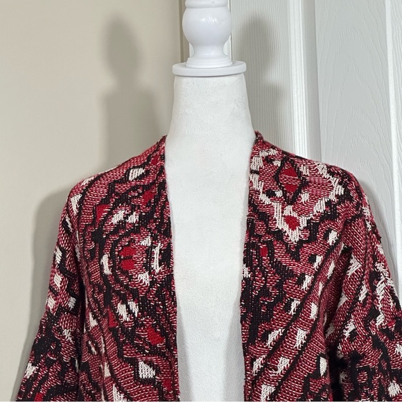 H&M Red Tribal Print Cardigan size small - Picture 2 of 6